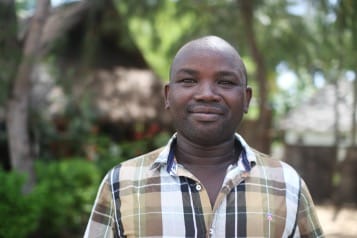 Masai Masai har været med til at starte Zanzibar Højskolen sammen med Jan